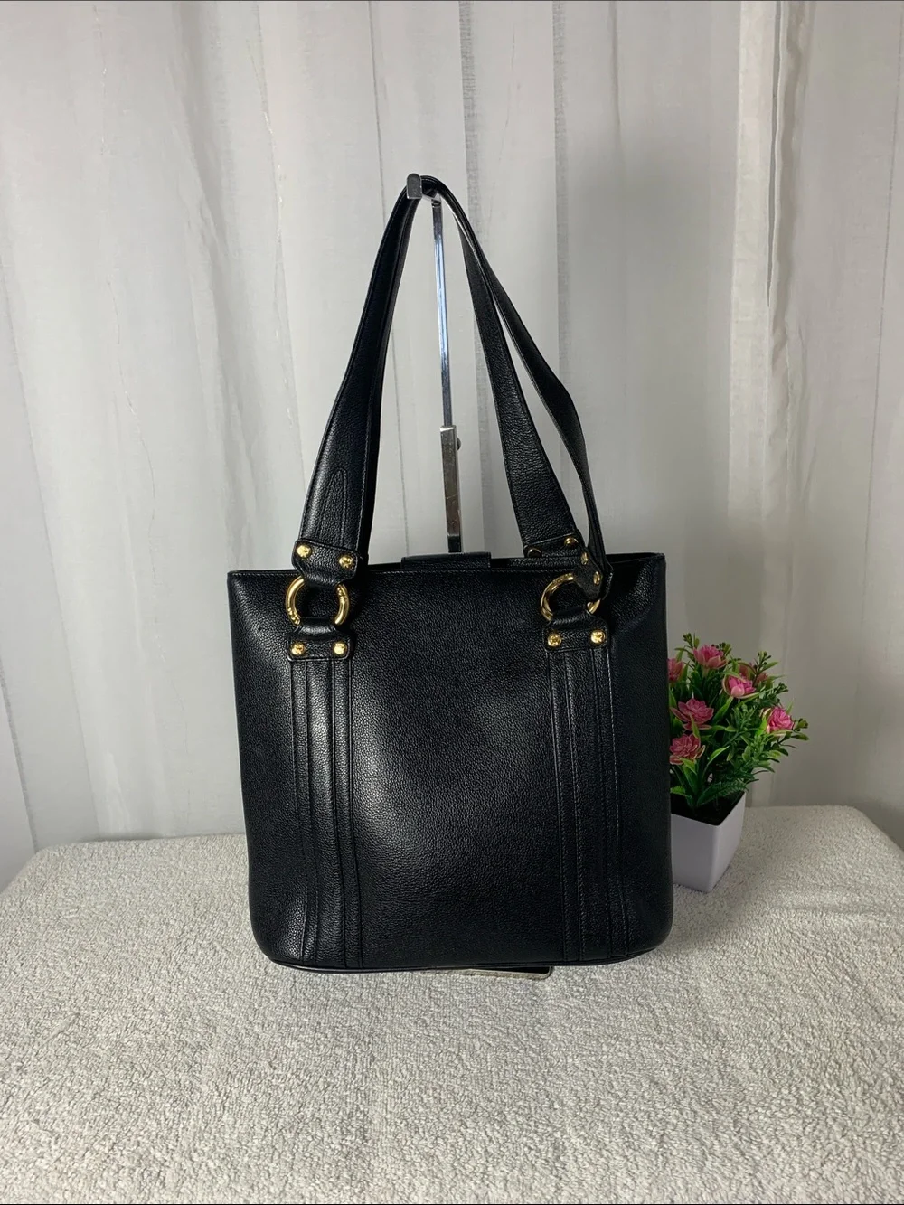 GUC MCM Black pebble Leather Shoulder Bag L 12” x H 10” x D 4” - Picture 2 of 8